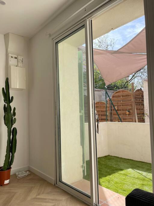 Appartement T2 Neuf Avec Parking Et Terrasse *